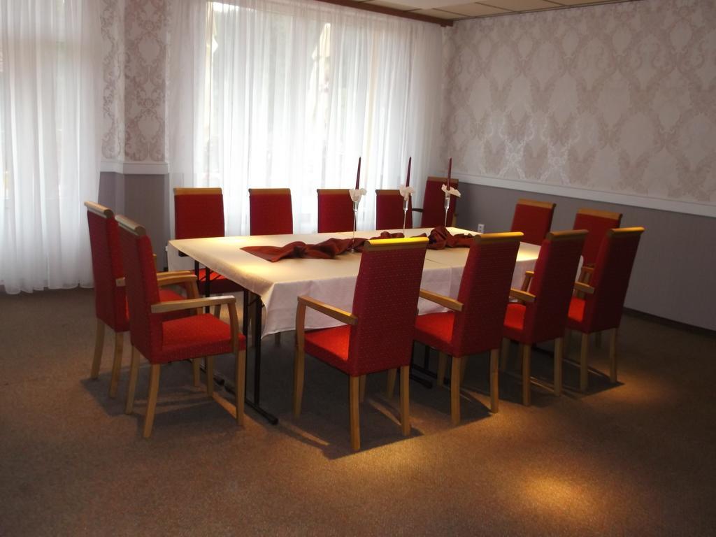 Holiday Park Orava - Hotel Orava Dolny Kubin Bagian luar foto