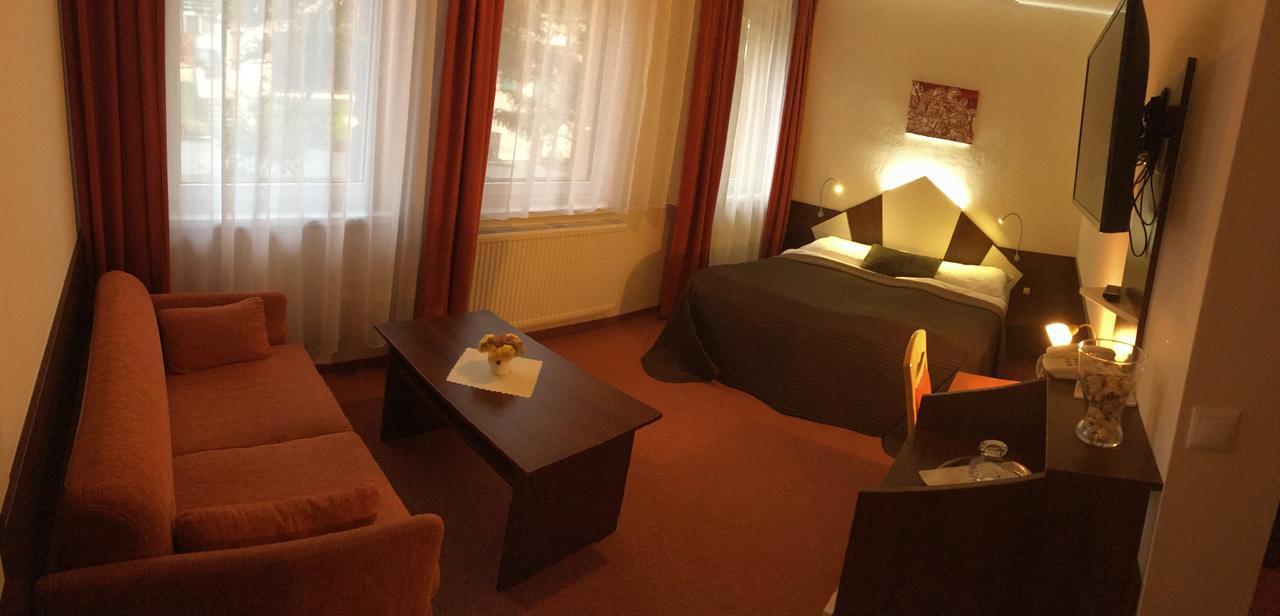 Holiday Park Orava - Hotel Orava Dolny Kubin Bagian luar foto